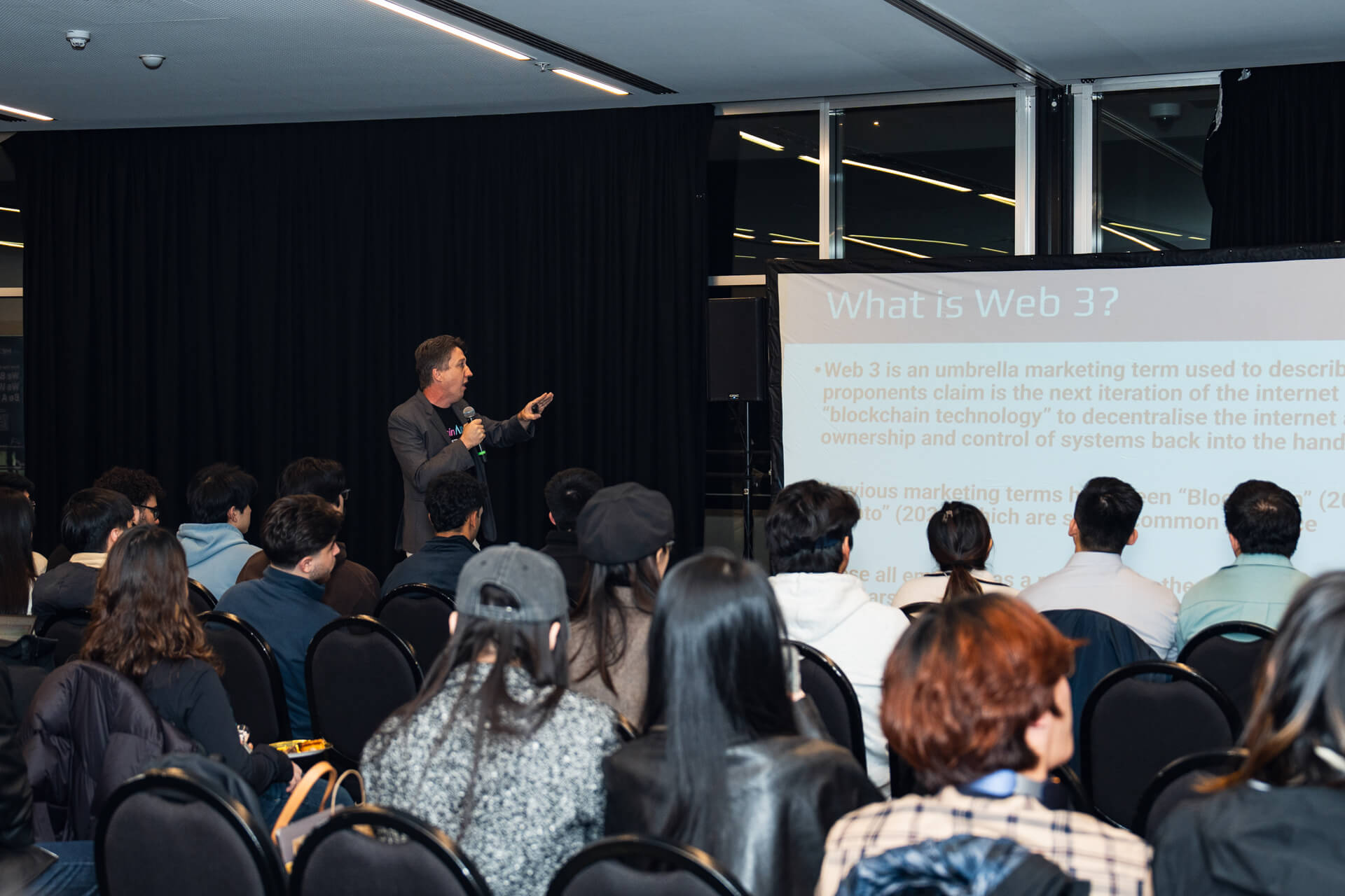 Co-host hackathons, bootcamps & campus programs