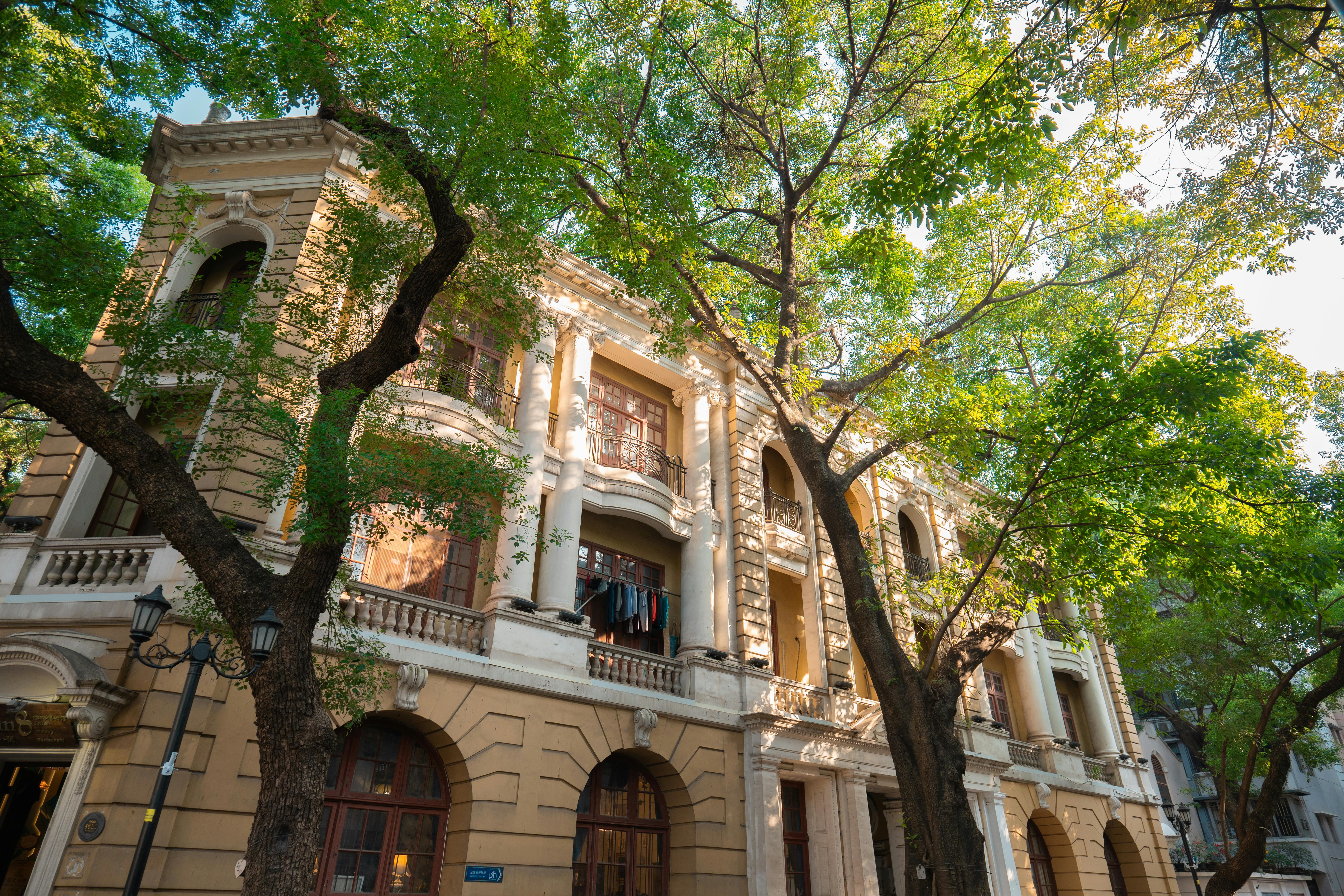 How does HashKey build institutional-grade on-chain financial infrastructure?