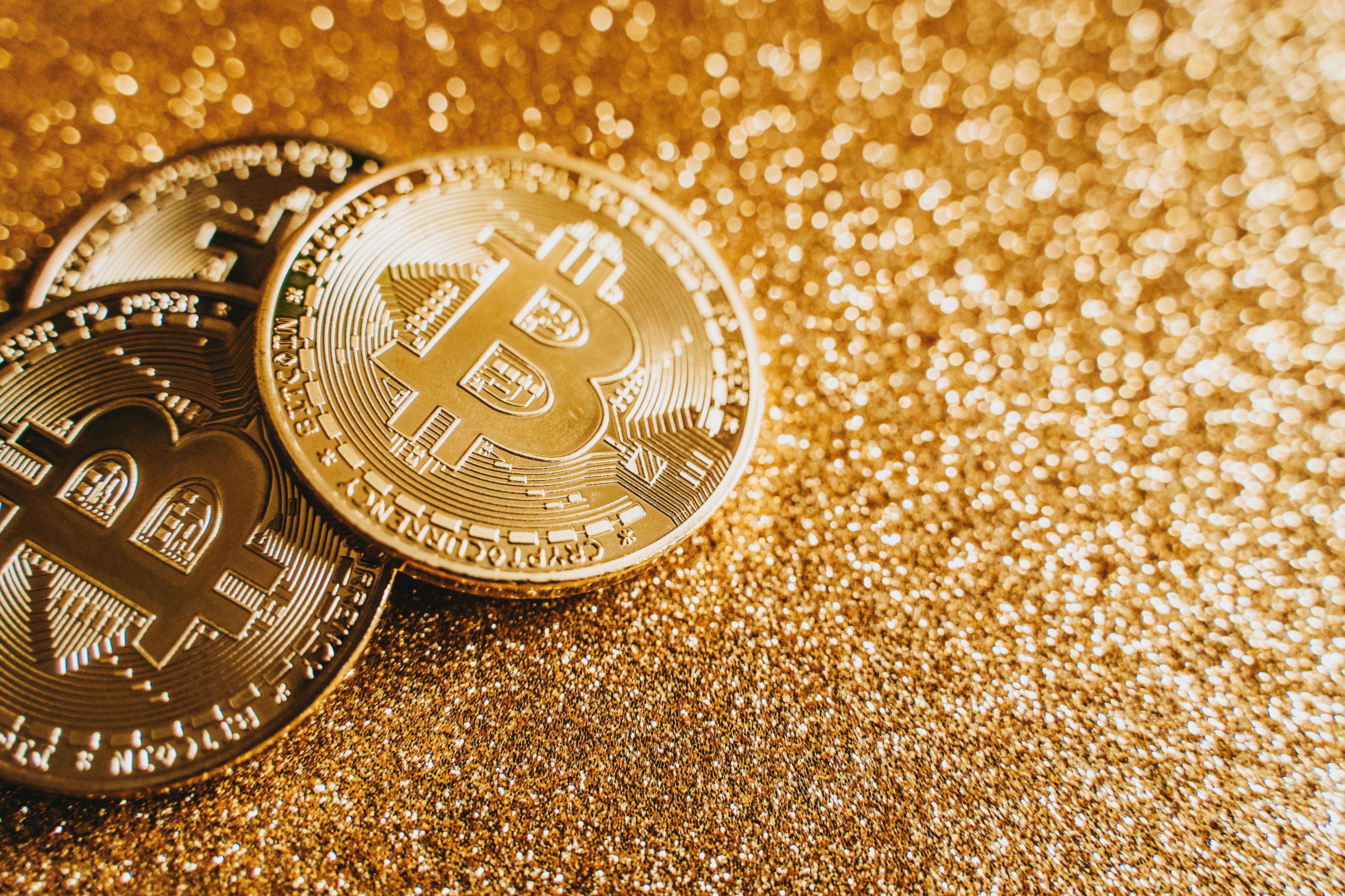 Seizing Russian Assets and the Debasement of the Dollar